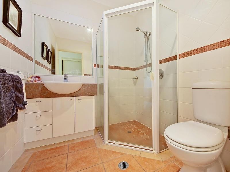 6 Midgera Street, Ashmore QLD 4214