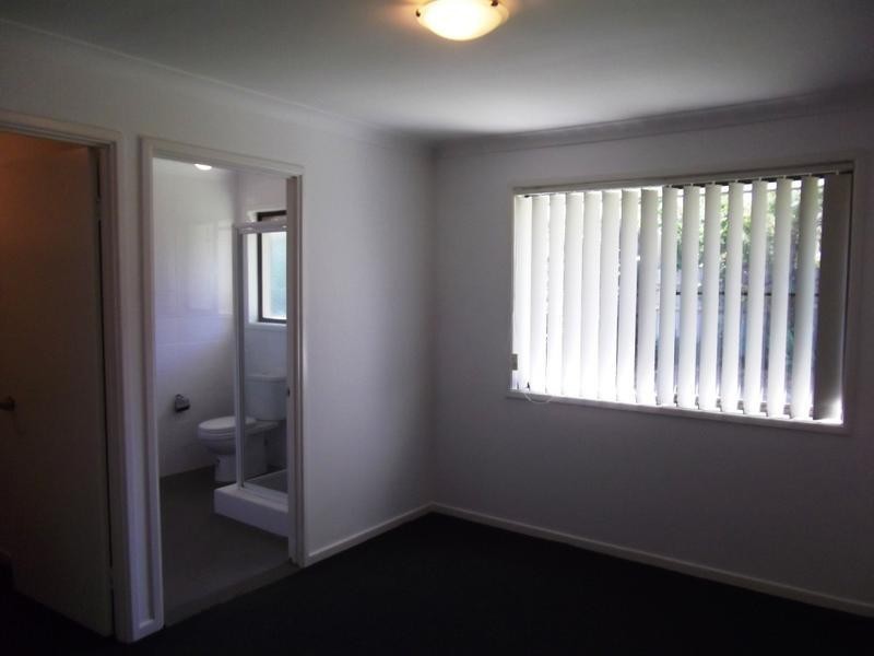 3 Vaucluse Place, Sorrento QLD 4217