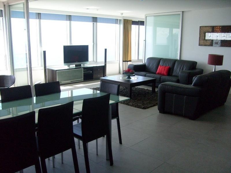 9 Q1. Hamilton Avenue, Surfers Paradise QLD 4217