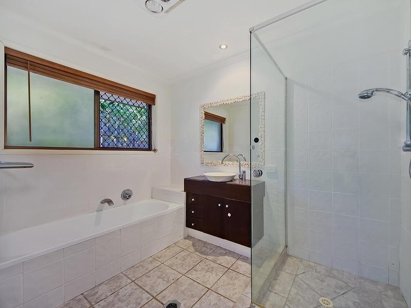 23 Warrigal Crescent, Ashmore QLD 4214