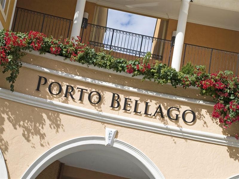 11 Porto Bellago. 3030 The Boulevard, Carrara QLD 4211