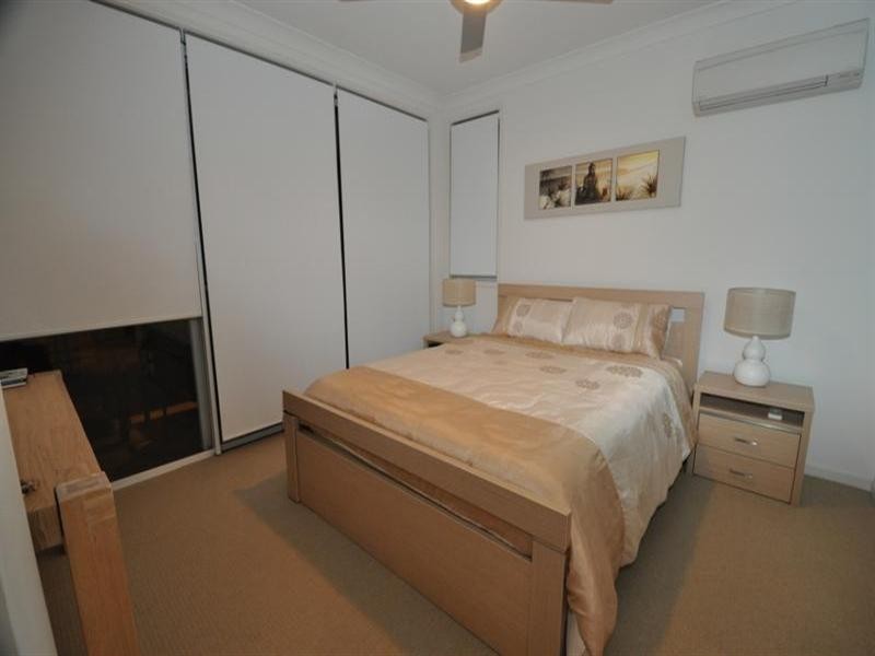 11 Porto Bellago. 3030 The Boulevard, Carrara QLD 4211