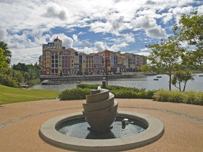 11 Porto Bellago. 3030 The Boulevard, Carrara QLD 4211