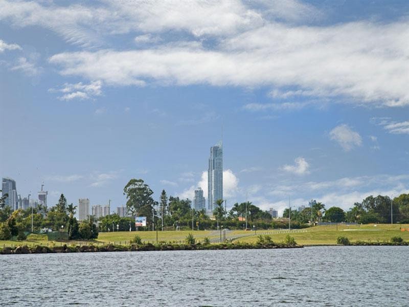 11 Porto Bellago. 3030 The Boulevard, Carrara QLD 4211