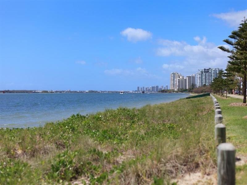 608 Silvershore. 430 Marine Parade, Biggera Waters QLD 4216