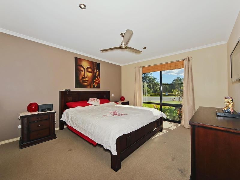 37 Mountain View Crest, Mount Nathan QLD 4211