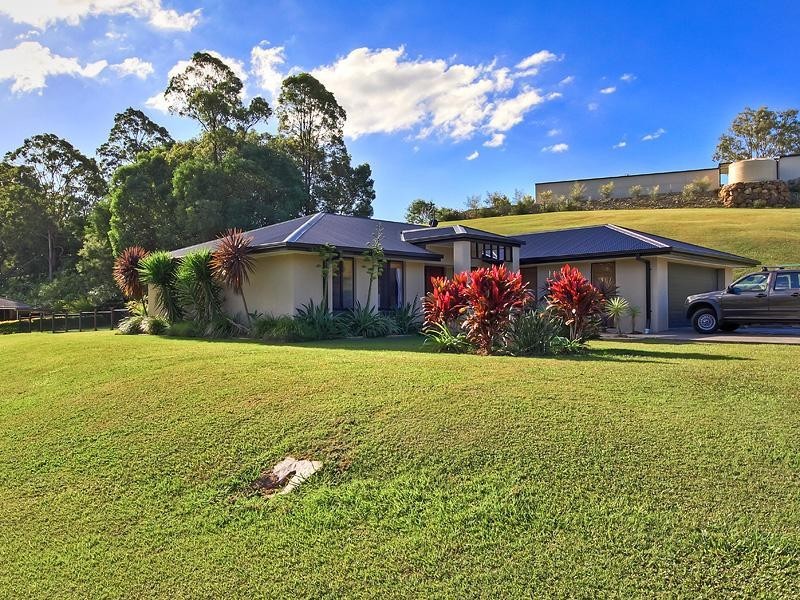 37 Mountain View Crest, Mount Nathan QLD 4211