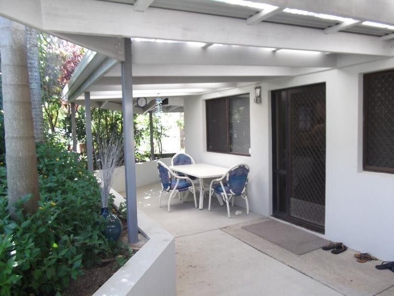 5 Kuranga Avenue, Southport QLD 4215