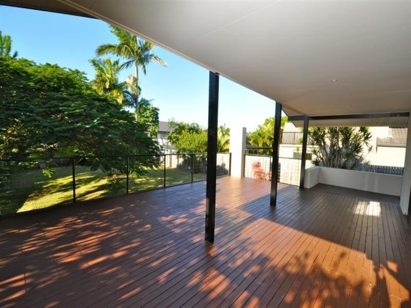 325 Ashmore Road, Benowa QLD 4217