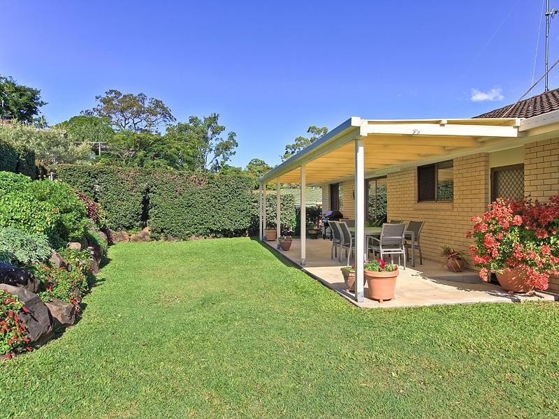 4 Gardiners Place, Southport QLD 4215