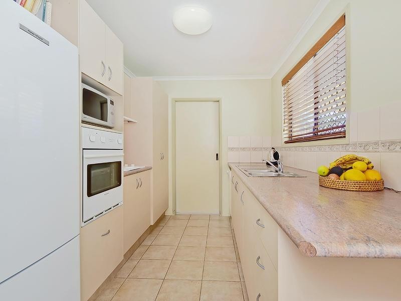 4 Gardiners Place, Southport QLD 4215