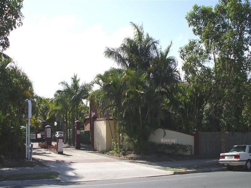 100 Sandringham. Racecourse Road, Bundall QLD 4217