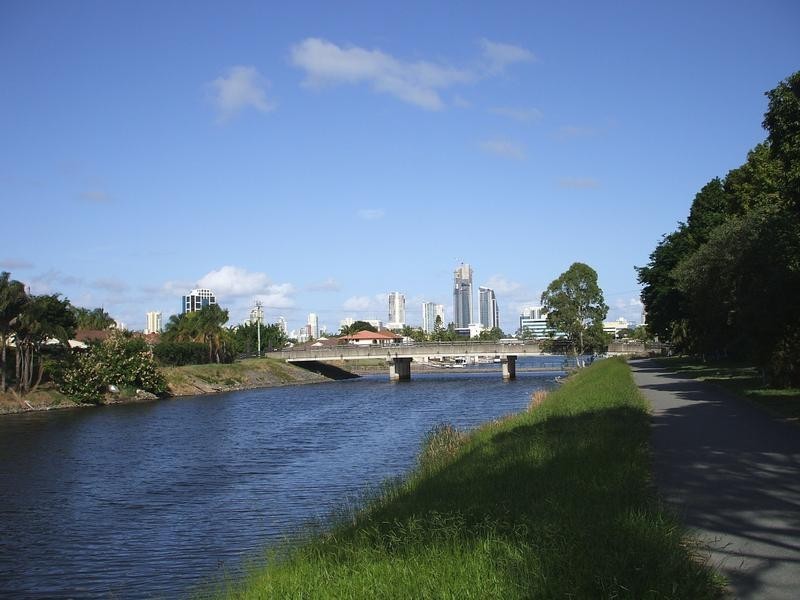 100 Sandringham. Racecourse Road, Bundall QLD 4217