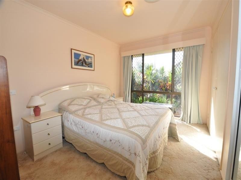 31-35 St Kevins Ave. Paradise Palms, Benowa QLD 4217