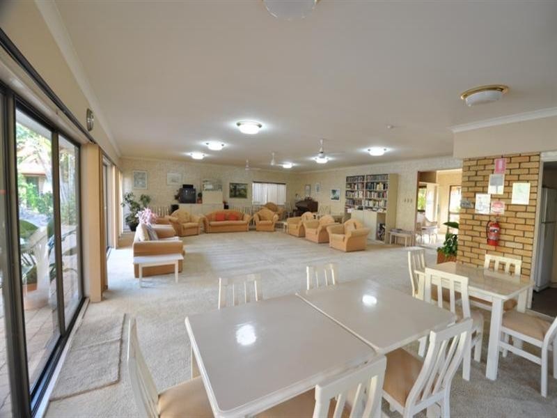 31-35 St Kevins Ave. Paradise Palms, Benowa QLD 4217