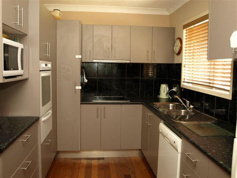 Ashmore QLD 4214