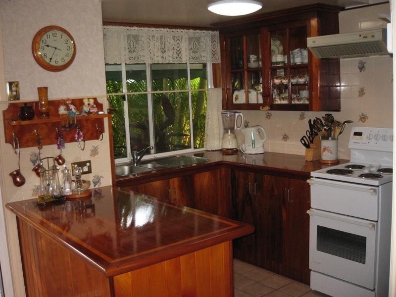 2 Surfers Palms North, St Kevins Avenue, Benowa QLD 4217