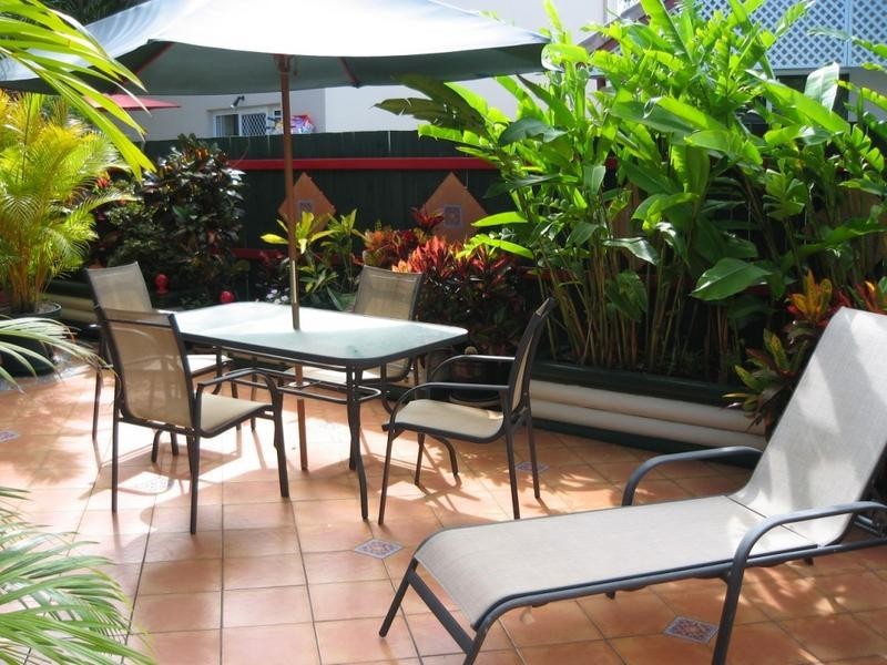 2 Surfers Palms North, St Kevins Avenue, Benowa QLD 4217