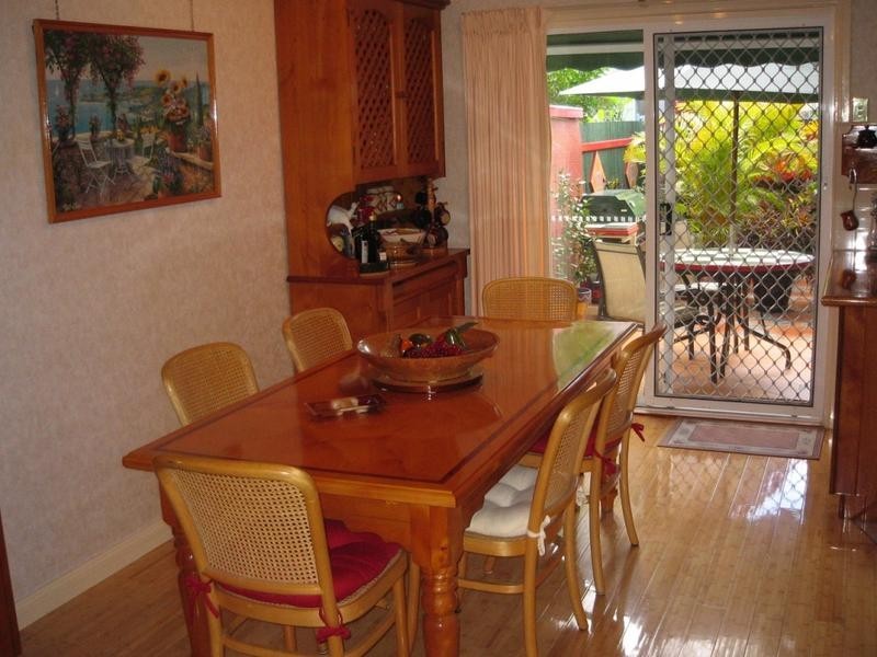 2 Surfers Palms North, St Kevins Avenue, Benowa QLD 4217