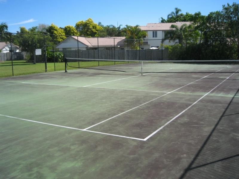 2 Surfers Palms North, St Kevins Avenue, Benowa QLD 4217