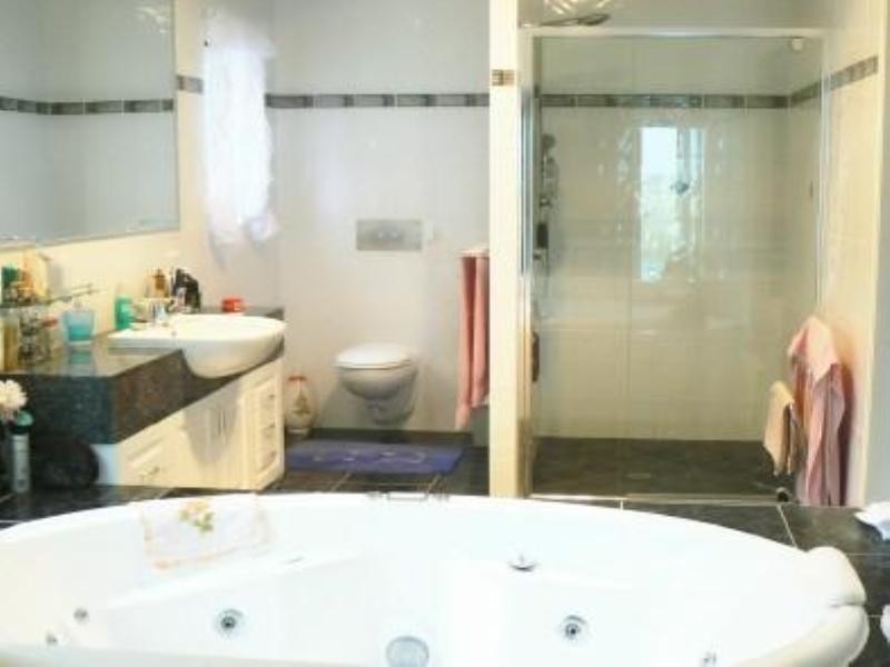 Jacobs Well QLD 4208