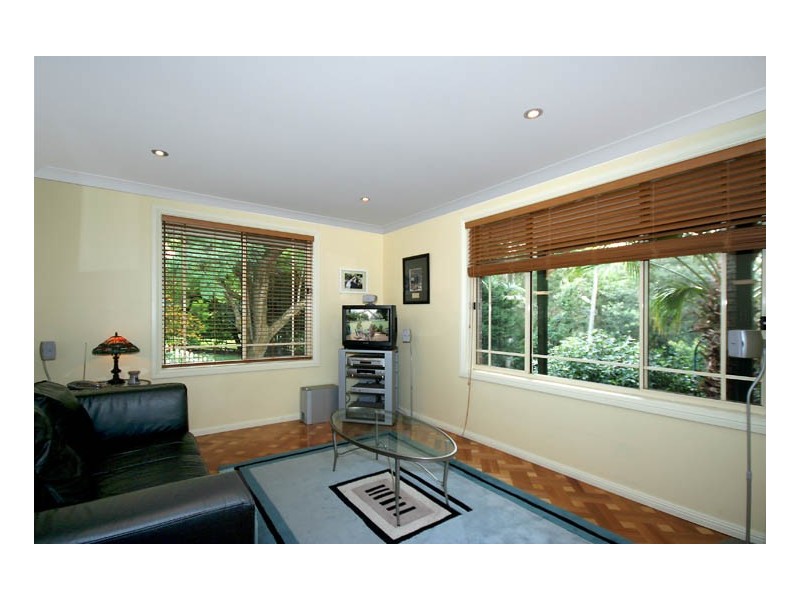 103 Glencoe Street, Sutherland NSW 2232