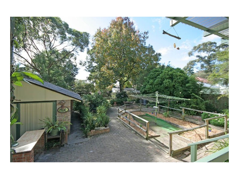 1 Freeman Road, Heathcote NSW 2233