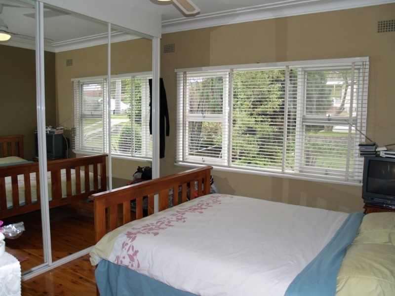 17 Glenview Place, Engadine NSW 2233