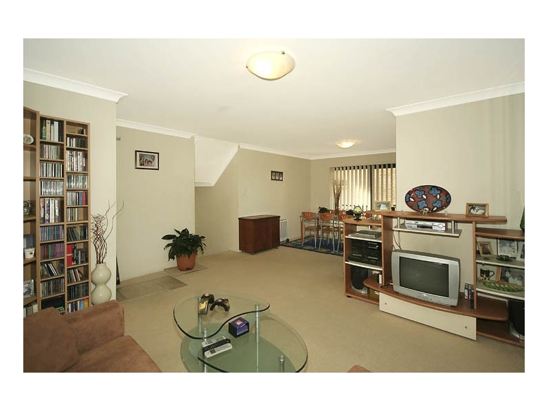 2/51-57 Railway Parade, Engadine NSW 2233