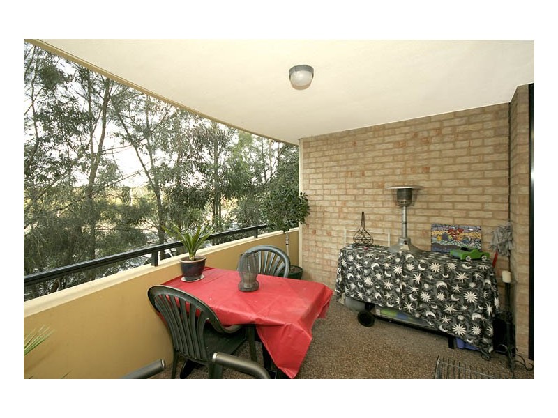 2/51-57 Railway Parade, Engadine NSW 2233