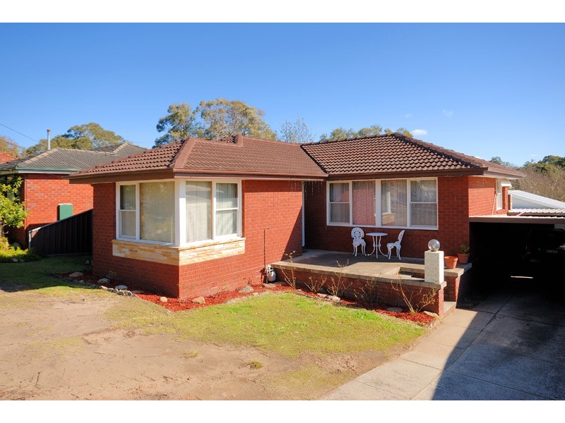 37 Wollybutt Road, Engadine NSW 2233