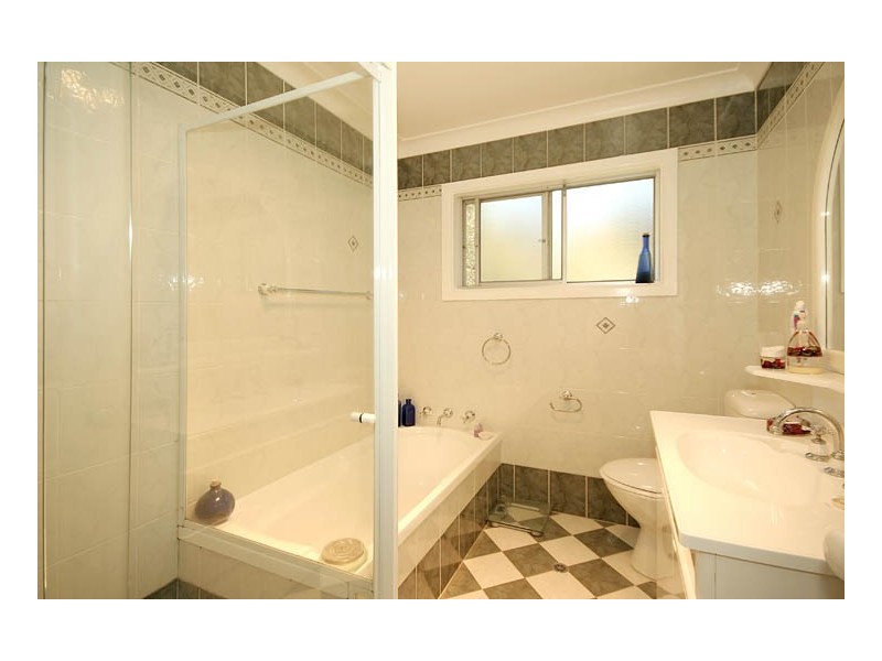 15 Arkana Place, Engadine NSW 2233