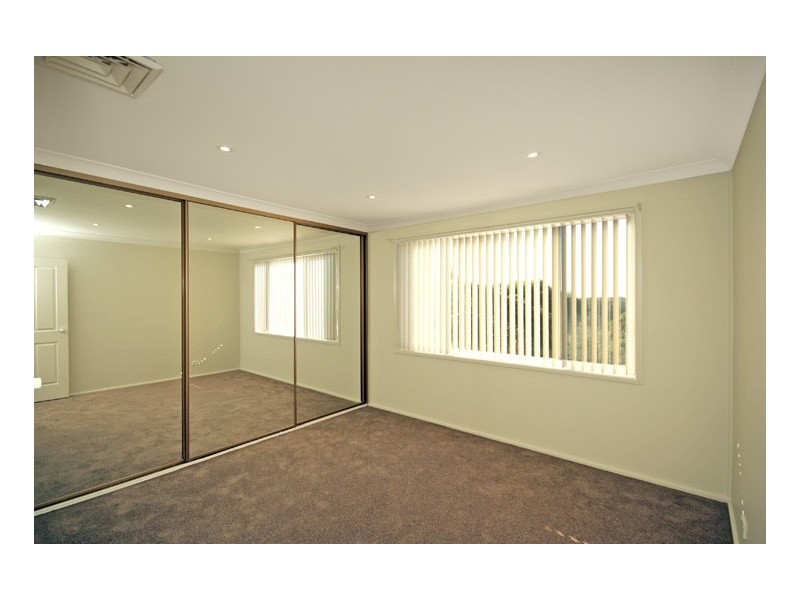 63 Thurlgona Road, Engadine NSW 2233