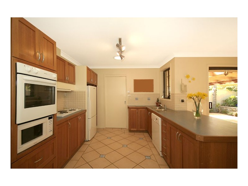 34 Rialto Place, Heathcote NSW 2233