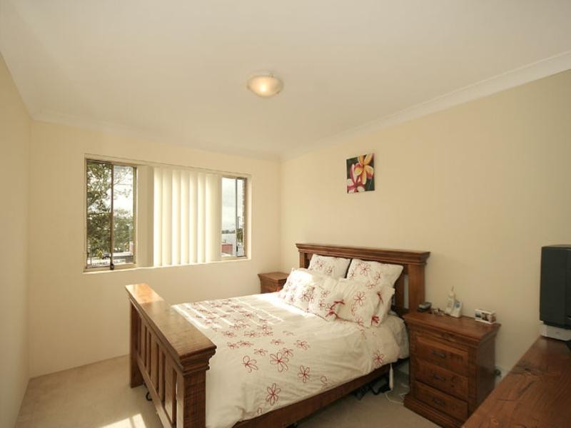18/7-9 Railway Parade, Engadine NSW 2233