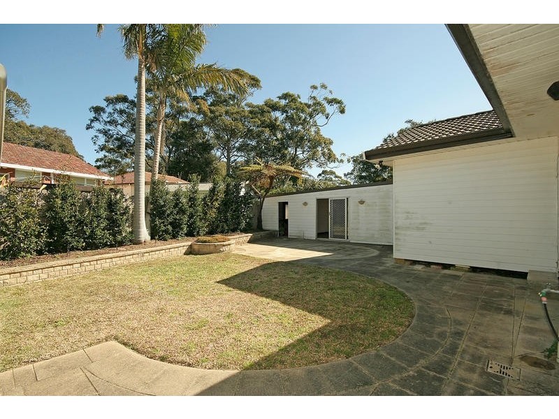 4 Eltham Place, Heathcote NSW 2233