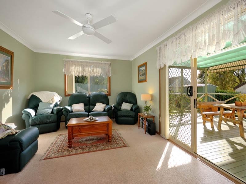 10 Short Street, Heathcote NSW 2233