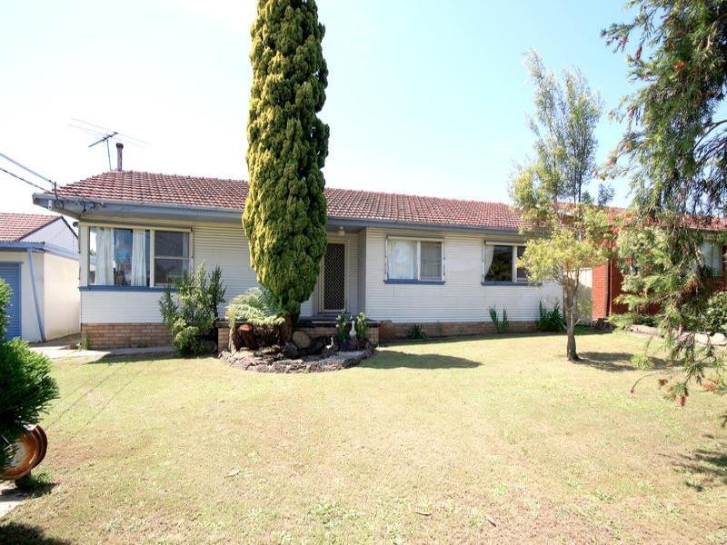 27 Myrtle Street, Loftus NSW 2232