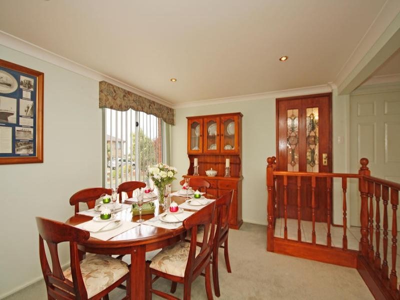 6 Parklands Avenue, Heathcote NSW 2233