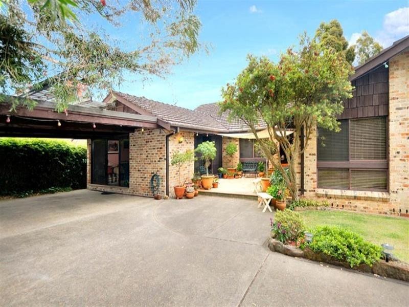 6 Coombah Place, Engadine NSW 2233