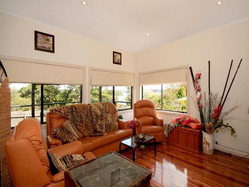 6 Mary Street, Bundeena NSW 2230