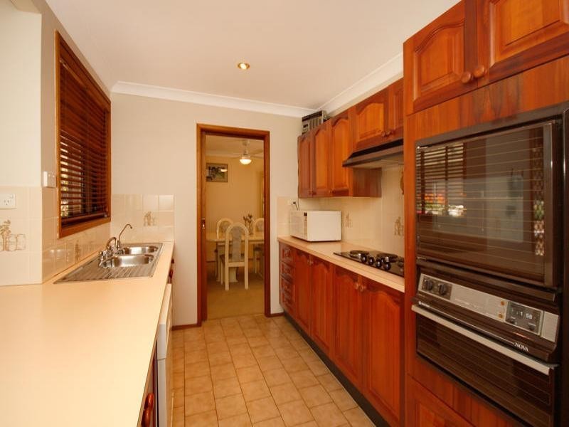 92 Albatross Circuit, Woronora Heights NSW 2233