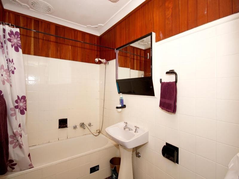 101 Thurlgona Road, Engadine NSW 2233