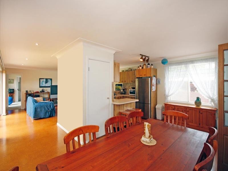 61 Parklands Avenue, Heathcote NSW 2233