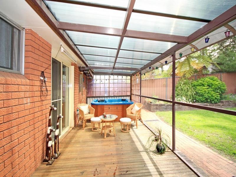 61 Parklands Avenue, Heathcote NSW 2233