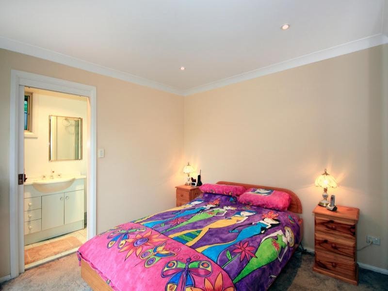 61 Parklands Avenue, Heathcote NSW 2233