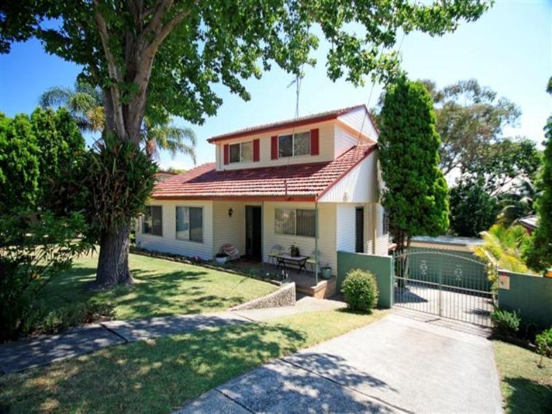18 Napier Street, Engadine NSW 2233