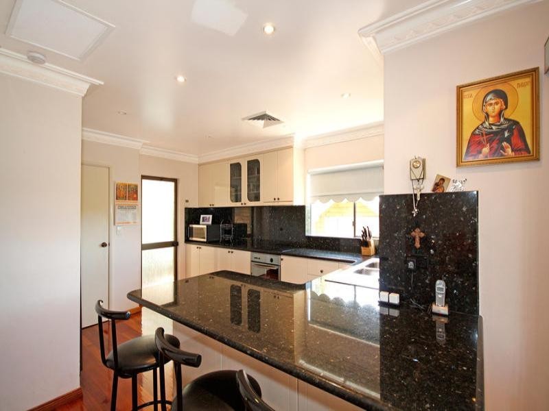 148 St George Crescent, Sandy Point NSW 2172