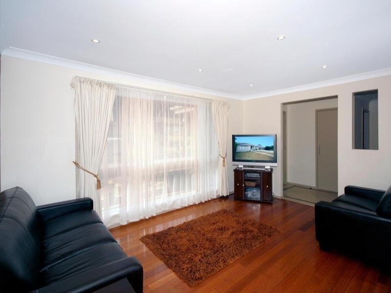 11 Rialto Place, Heathcote NSW 2233