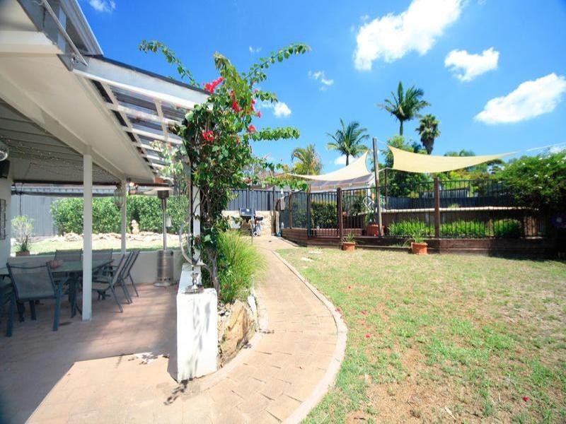 17 Andromeda Crescent, Engadine NSW 2233